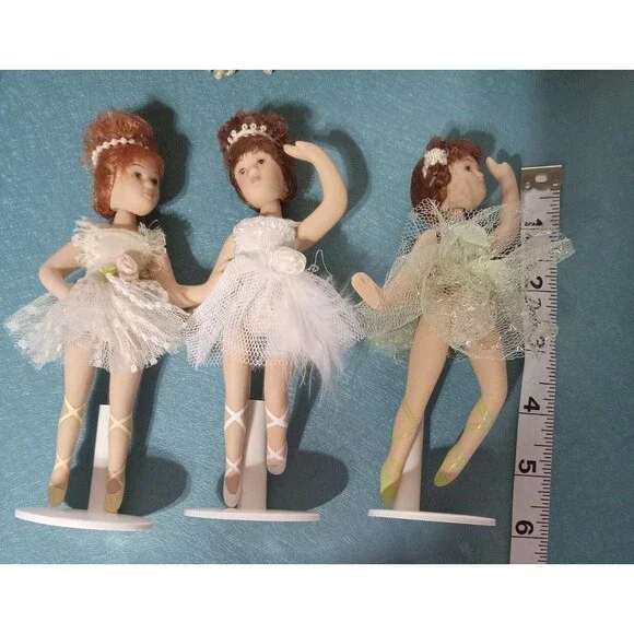 3 Vintage Porcelain ballerina dolls with stands - Picture 4 of 4